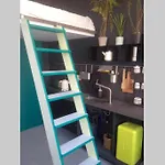 Small arty studio Menilmontant